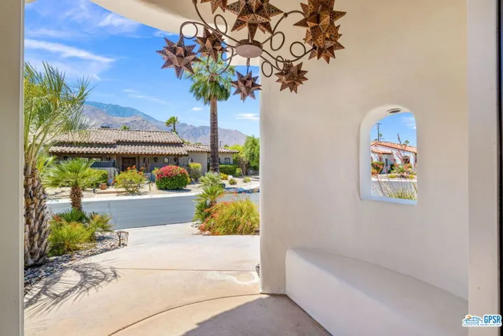 1106 Villa Francea, Palm Springs, California 92262