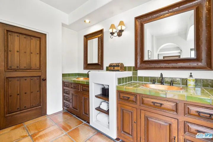 1106 Villa Francea, Palm Springs, California 92262