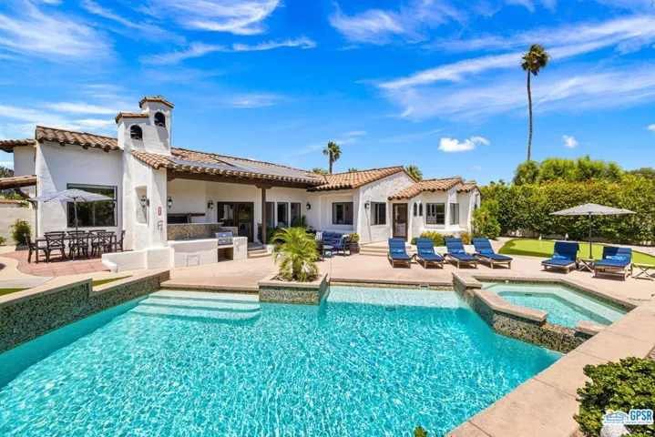 1106 Villa Francea, Palm Springs, California 92262