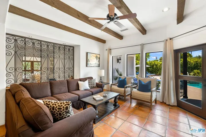 1106 Villa Francea, Palm Springs, California 92262