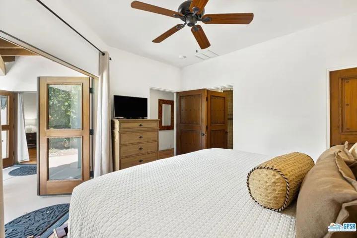 1106 Villa Francea, Palm Springs, California 92262