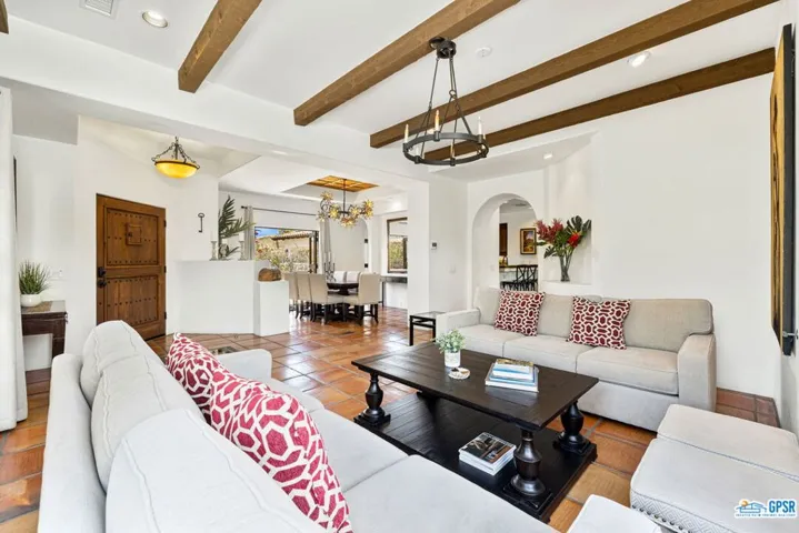 1106 Villa Francea, Palm Springs, California 92262