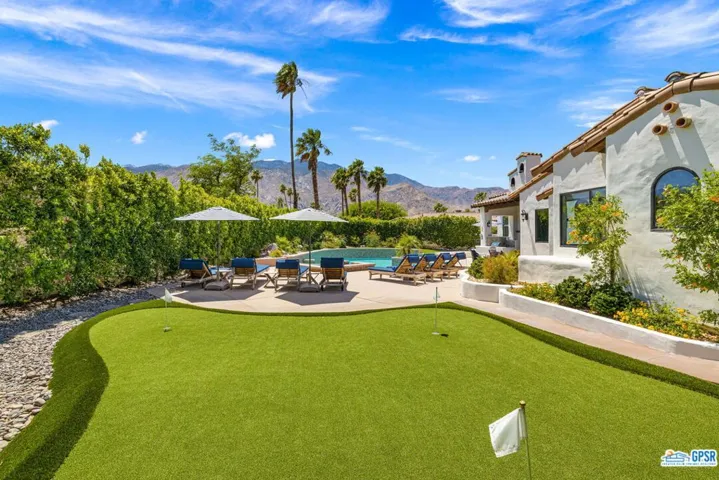 1106 Villa Francea, Palm Springs, California 92262