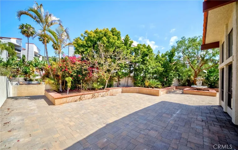 6524 Via Baron, Rancho Palos Verdes, California 90275