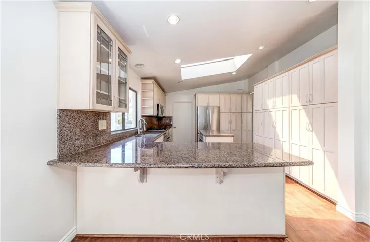 6524 Via Baron, Rancho Palos Verdes, California 90275