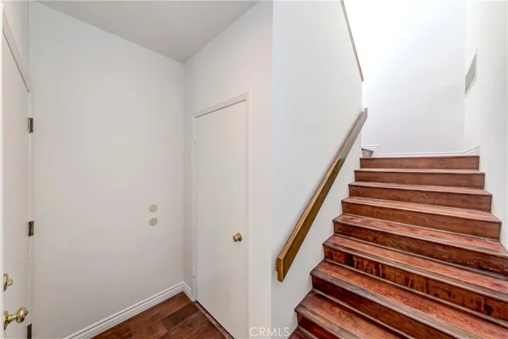 6524 Via Baron, Rancho Palos Verdes, California 90275