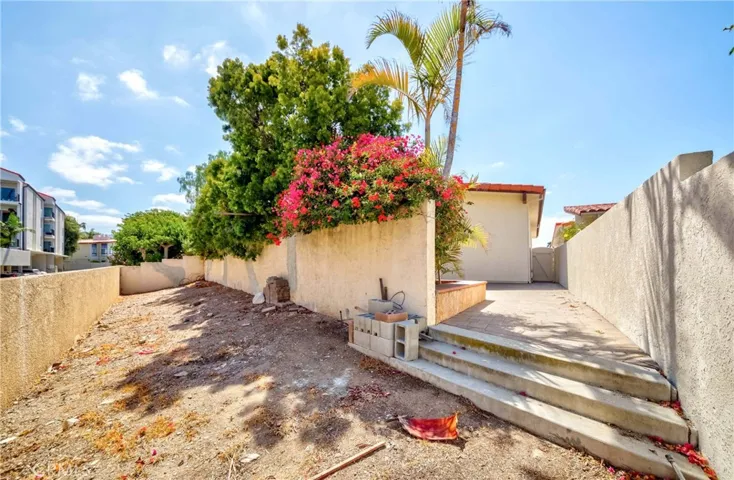 6524 Via Baron, Rancho Palos Verdes, California 90275
