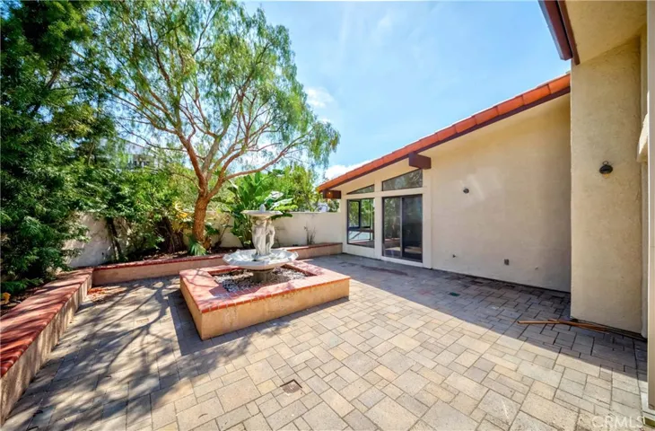 6524 Via Baron, Rancho Palos Verdes, California 90275