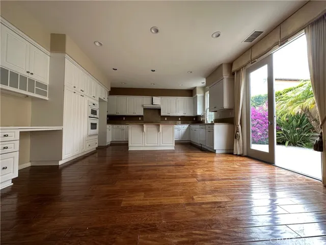 33 Grape Arbor, Irvine, California 92620