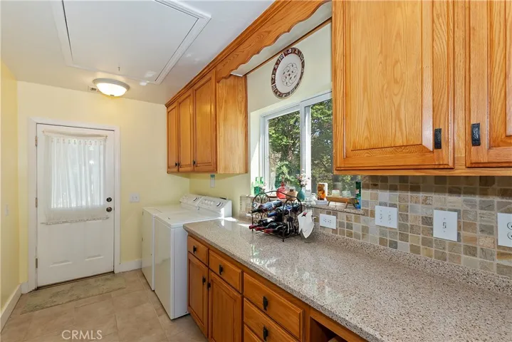 Laundry Room With Garage And Outside Access