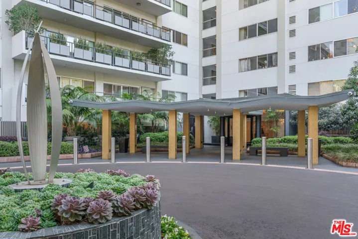 1155 N La Cienega Boulevard Unit 1200, West Hollywood, California 90069