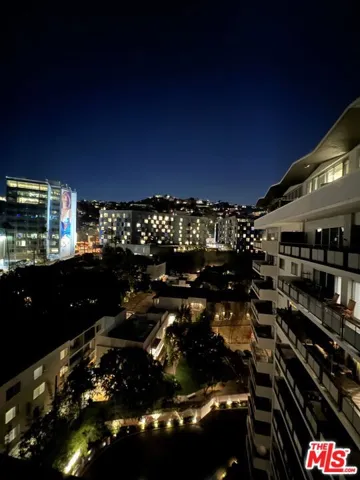 1155 N La Cienega Boulevard Unit 1200, West Hollywood, California 90069