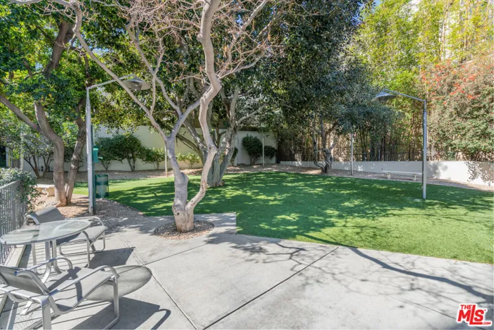 1155 N La Cienega Boulevard Unit 1200, West Hollywood, California 90069