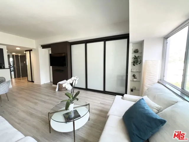 1155 N La Cienega Boulevard Unit 1200, West Hollywood, California 90069
