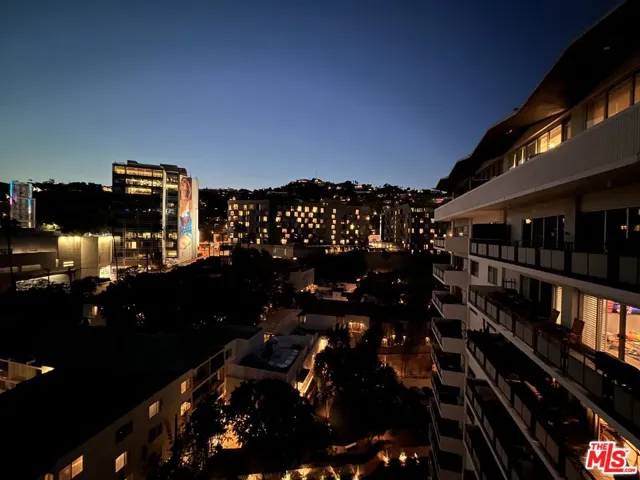 1155 N La Cienega Boulevard Unit 1200, West Hollywood, California 90069