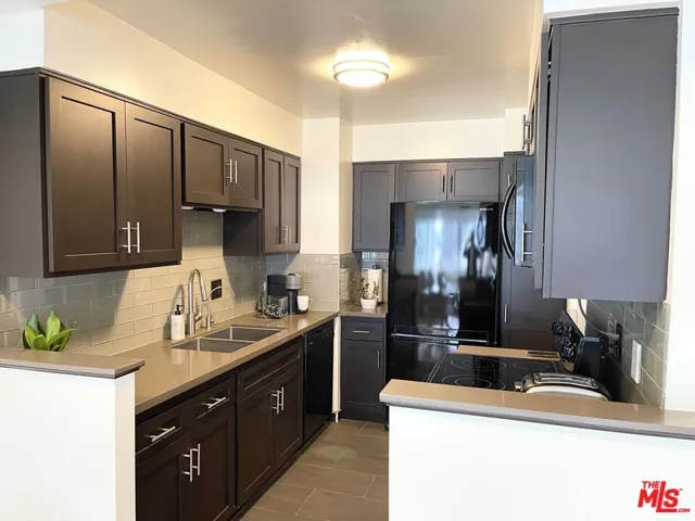 1155 N La Cienega Boulevard Unit 1200, West Hollywood, California 90069
