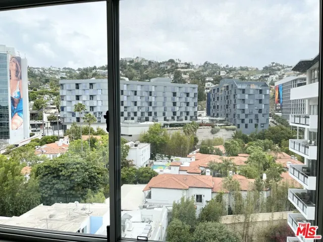1155 N La Cienega Boulevard Unit 1200, West Hollywood, California 90069