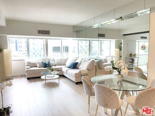 1155 N La Cienega Boulevard Unit 1200, West Hollywood, California 90069