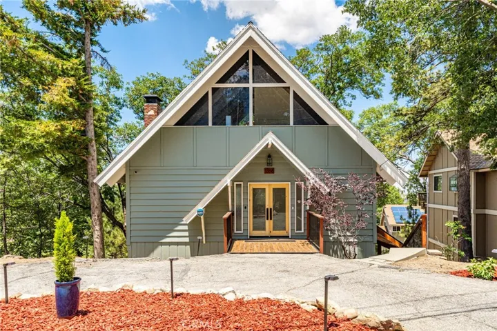1388 Sequoia Drive, Lake Arrowhead, California 92352