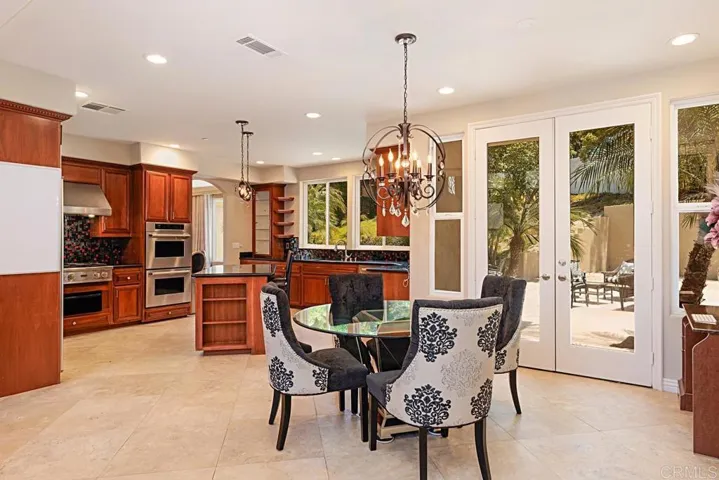 572 Marine View Avenue, Del Mar, California 92014