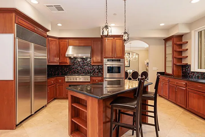 572 Marine View Avenue, Del Mar, California 92014