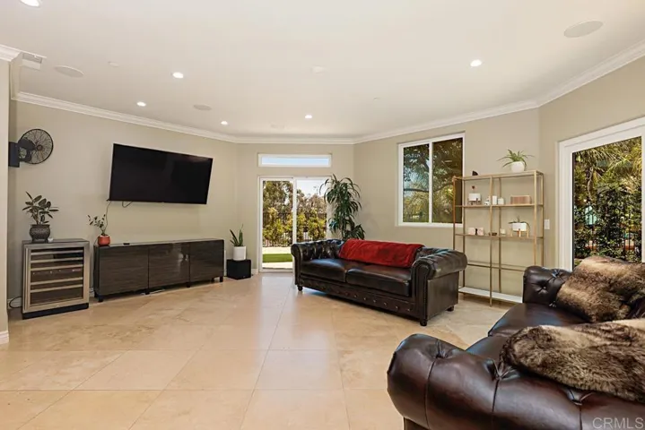 572 Marine View Avenue, Del Mar, California 92014