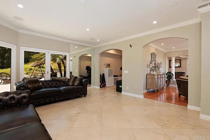 572 Marine View Avenue, Del Mar, California 92014