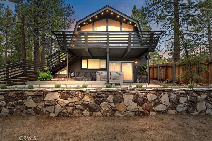 537 Edgemoor Road, Big Bear, California 92315