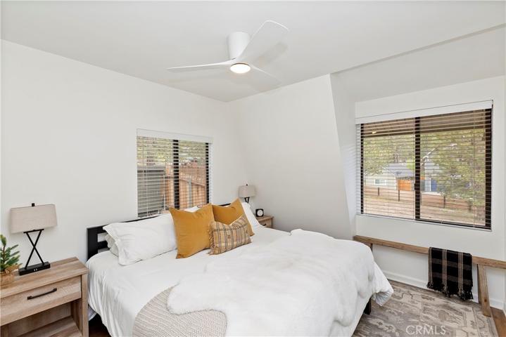 Upstairs Bedroom/Primary Bedroom