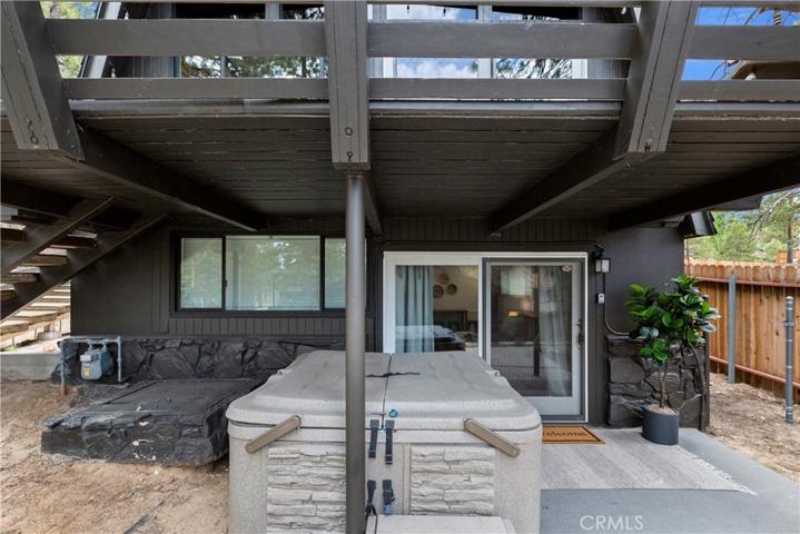 537 Edgemoor Road, Big Bear, California 92315
