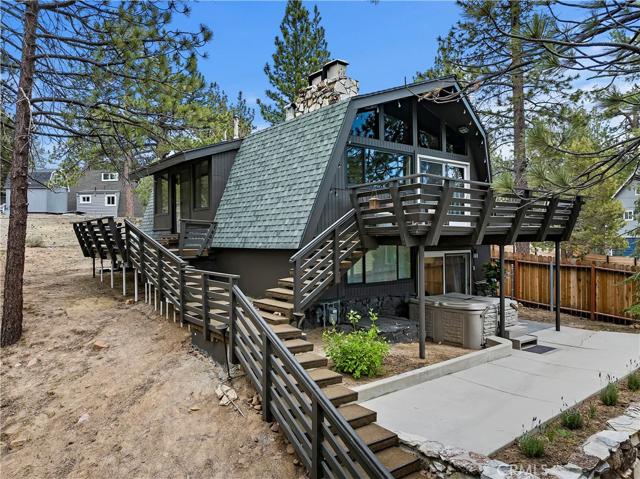 537 Edgemoor Road, Big Bear, California 92315