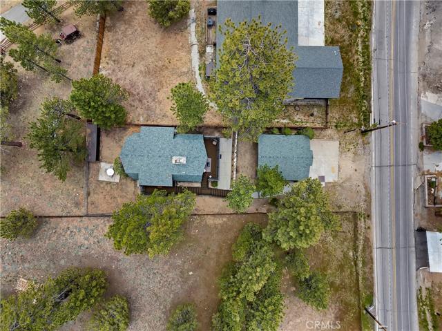 537 Edgemoor Road, Big Bear, California 92315