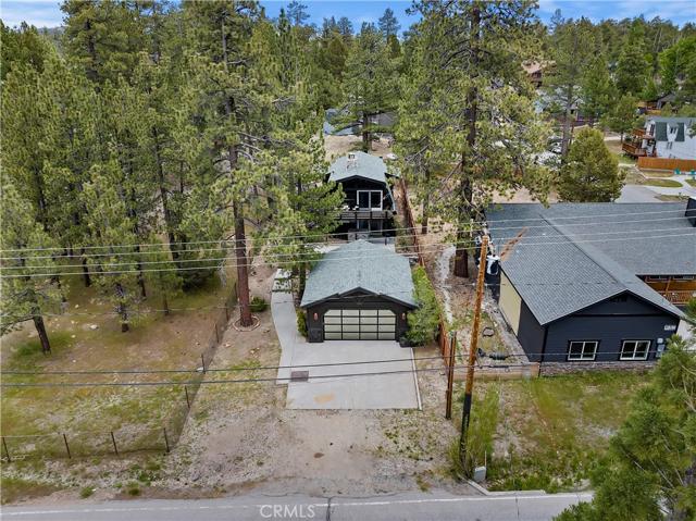 537 Edgemoor Road, Big Bear, California 92315