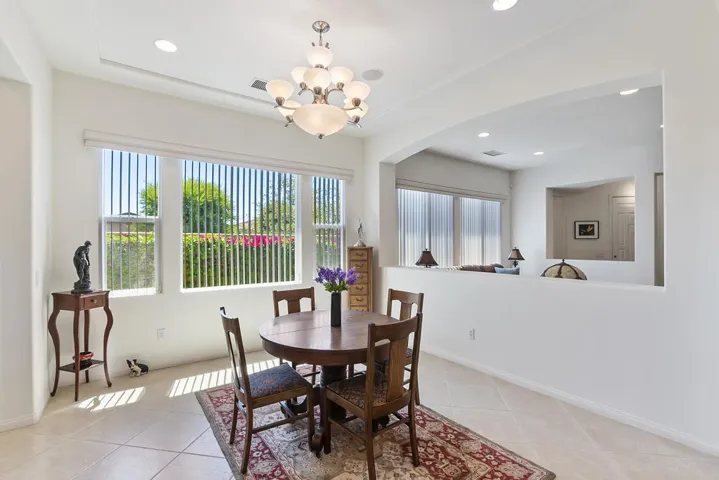 008_Dining Room