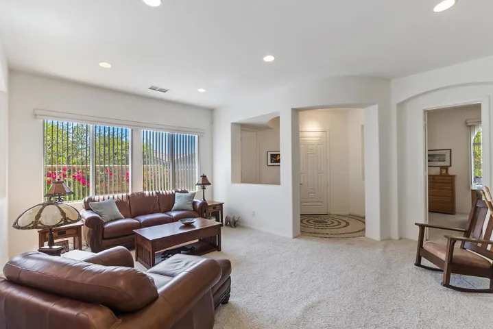 006_Living Room