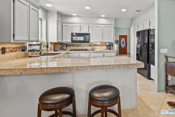 68345 Risueno Road, Cathedral City, California 92234