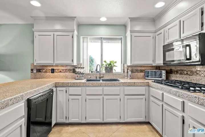 68345 Risueno Road, Cathedral City, California 92234