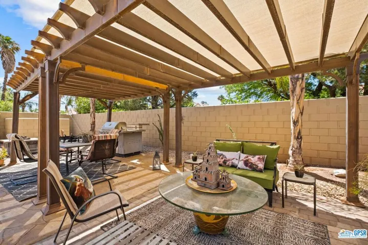 68345 Risueno Road, Cathedral City, California 92234