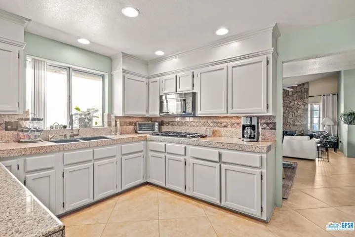 68345 Risueno Road, Cathedral City, California 92234