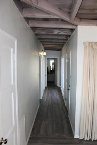 3072 Solimar Beach Drive Hallway