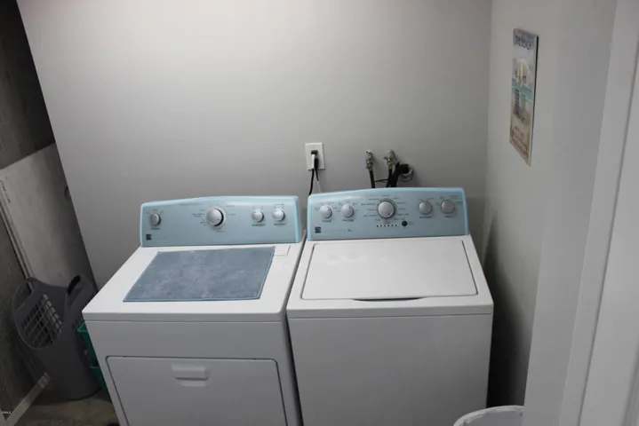 3072 Solimar Beach Drive Laundry