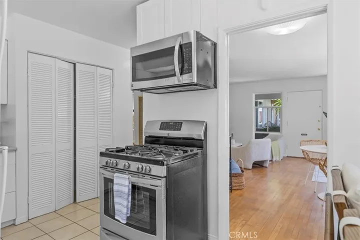 638 Longfellow Avenue, Hermosa Beach, California 90254