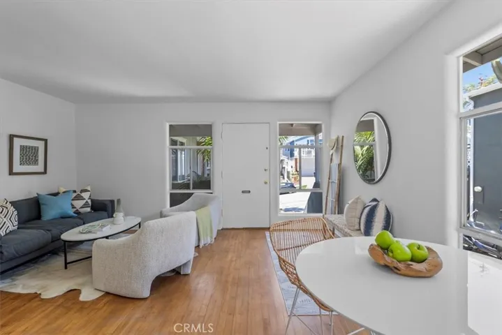 638 Longfellow Avenue, Hermosa Beach, California 90254
