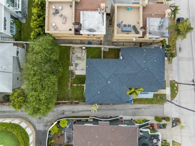 638 Longfellow Avenue, Hermosa Beach, California 90254