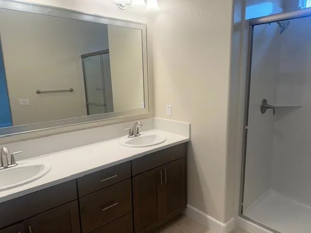 1117 Sunridge Drive, Hollister, California 95023