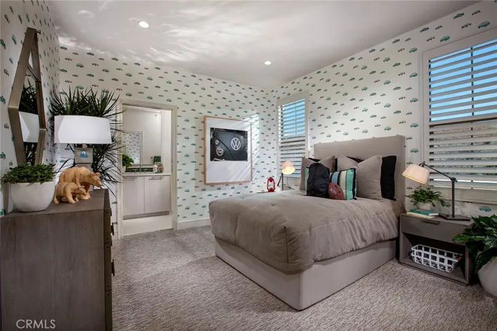 142 Tomahawk Unit 70, Irvine, California 92618