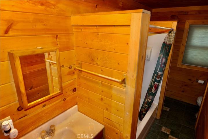 37023 Alder Drive, Mountain Home Village, California 92359