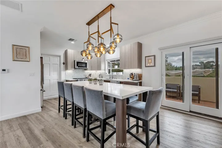 5111 Escobedo Drive, Woodland Hills, California 91364