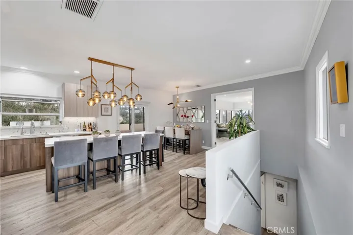 5111 Escobedo Drive, Woodland Hills, California 91364