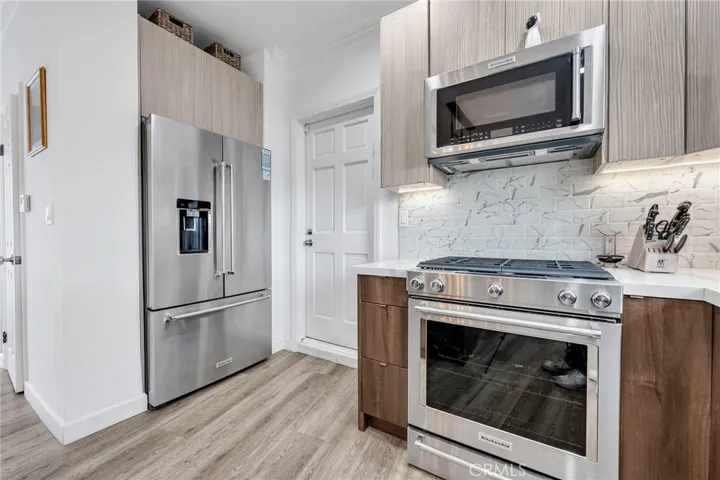 5111 Escobedo Drive, Woodland Hills, California 91364